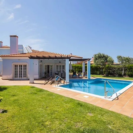 With Private Pool *